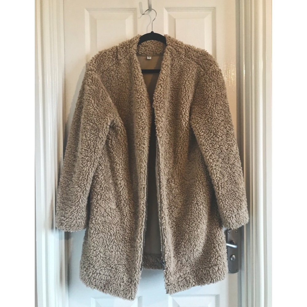 Uniqlo Fluffy Fleece Coat